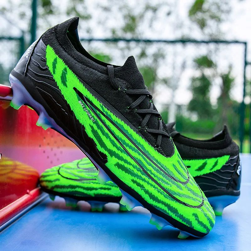 Society Cleats Men Soccer Shoes Professional Boys Football Boots Indoor Original Football Field Boots Sneakers Training Fast