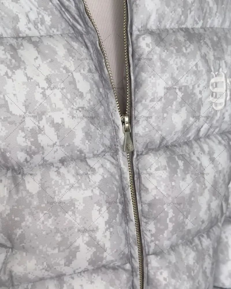 2025 High Street Harajuku Fashion Waterproof Zipper Hooded Jacket Men Streetwear Retro Camouflage Embroidered Warm Coat Women