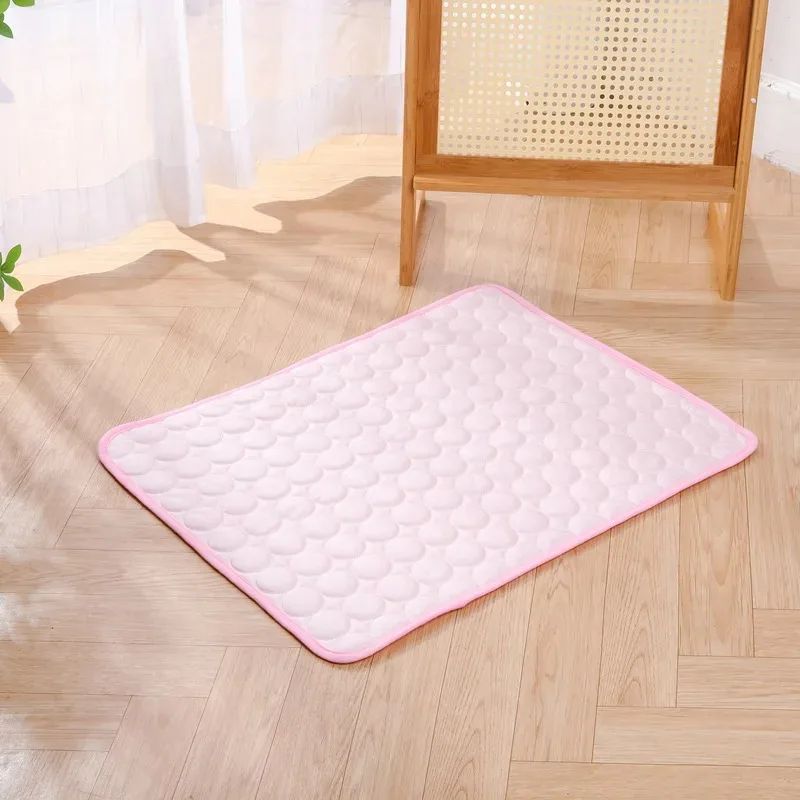 Almofada de resfriamento para cães Tapete de verão para cães Gatos Cobertor Sofá Respirável Cama para cães Tapete de verão para cachorros Capa para assento de carro Suprimentos para animais de estimação