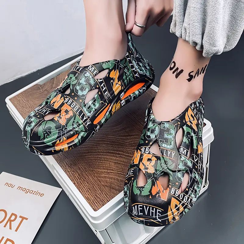 Clogs Men Waterproof Non-Slip Home Winter Warm Men Slippers Non-slips Ladies Soft Slippers Memory Foam Couples Shoes