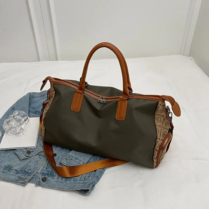 Large Capacity Travel Bag with Bear & Cat Design - Durable Oxford Fabric, Hand Washable, Ideal for Students, Fitness, Yoga