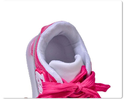 Girls Light-Emitting Sneakers Cartoon Board Shoes Breathable Breathable Leather Casual Shoes Fashion LED Shine Running Shoes