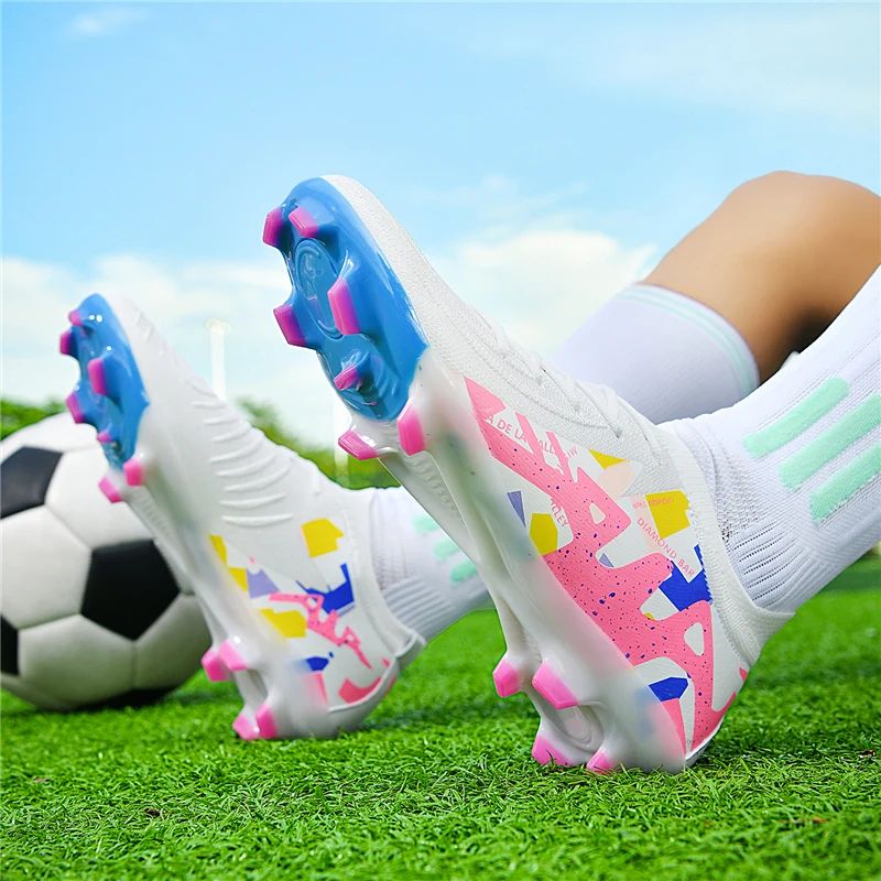 New Men Soccer Shoes Adult Non-Slip Boys Adult Futsal Sport Football Boots Grass Cleats Indoor Ultralight Turf Comfortable