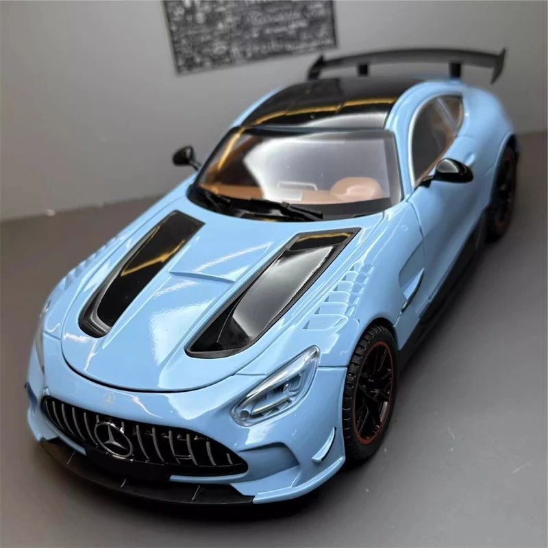 Grande 1:18 Mercedes Benz GTR Miniatura de Carro de Liga Leve Coleção Simulação Diecast Som e Luz Veículo Brinquedos Carro Para Presentes Infantis