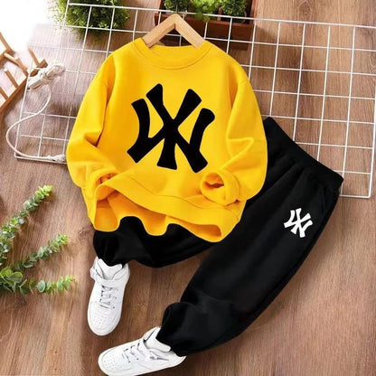 Conjunto de Roupas de Bebê Primavera Menino Carta Impressa Camisolas Pullover Top e Calças 2 Peças Terno Crianças Meninas Agasalhos da Moda