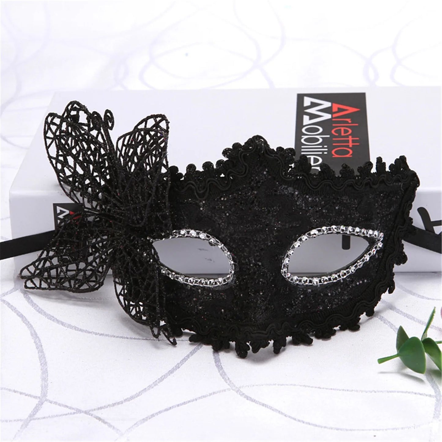 Lightweight Masquerade Mask Eye-Catching Costume Accessory Unique Dragon Pattern Leather Cloth Surround For Halloween Events