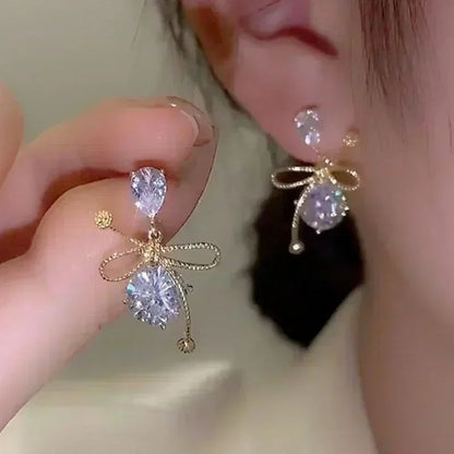 Brincos de Borboleta com Flores Coloridas, Conjunto de Sete Peças para Mulheres, Acessório Diário Personalizado, Joias de Festa, Presentes de Aniversário