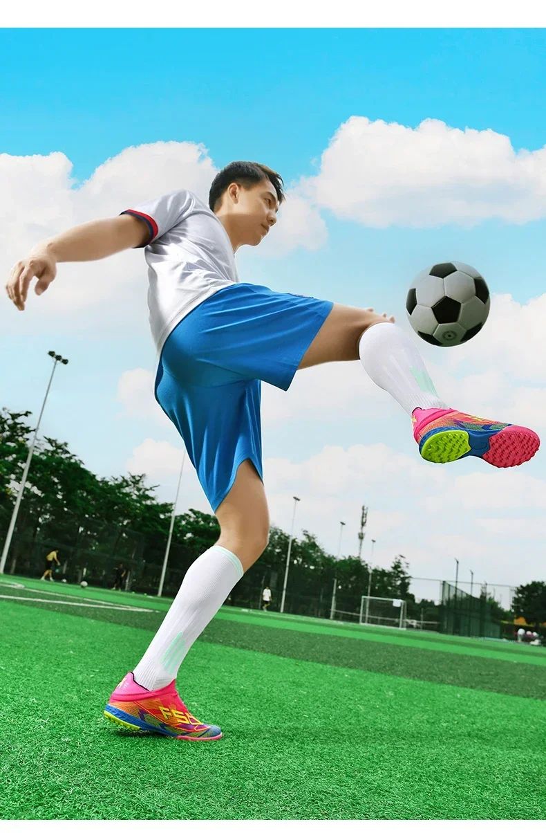 Men Football Boots Professional Society Cleats Original TF/FG Top Quality Indoor Soccer Shoes Booties Comfortable Sneaker Tenis