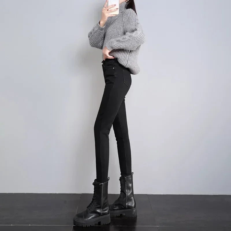 Winter Women Chic Fleece Thermal High Waist Jeans Lady Snow Warm Plush Denim Pants Girls Classic Fashion Straight Leg Trousers
