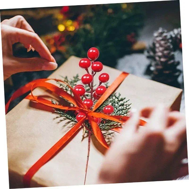 20/1Pcs Christmas Artificial Berries Fake Holly Berry Flower Stamen Bouquet DIY Christma Wreath Xmas New Year Gifts Table Decor