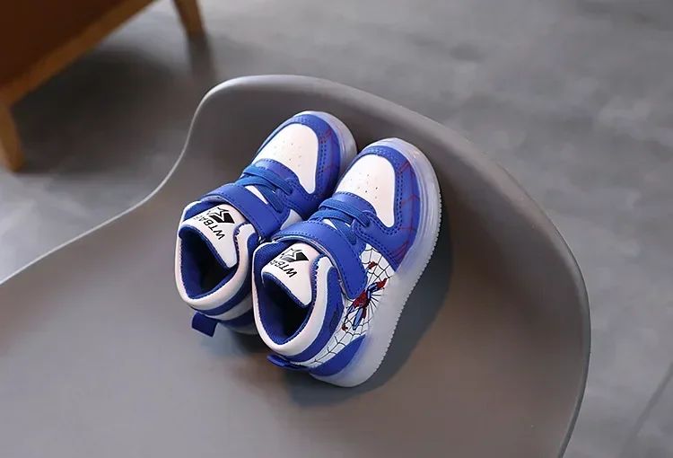 Disney Children's Led Light Shoes Fashion Aoger Spiderman Boys Sneakers Girls Cartton Casual Shoes Breathable Kids Sport Shoes