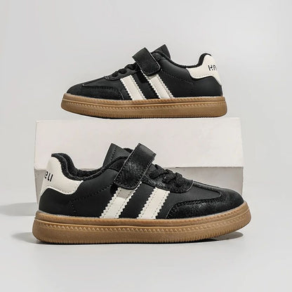 Children Casual Sneakers New Black Soft Bottom Girls Boys German Training Shoes Autumn Winter Fashion Red Kids Baby Casual Shoes