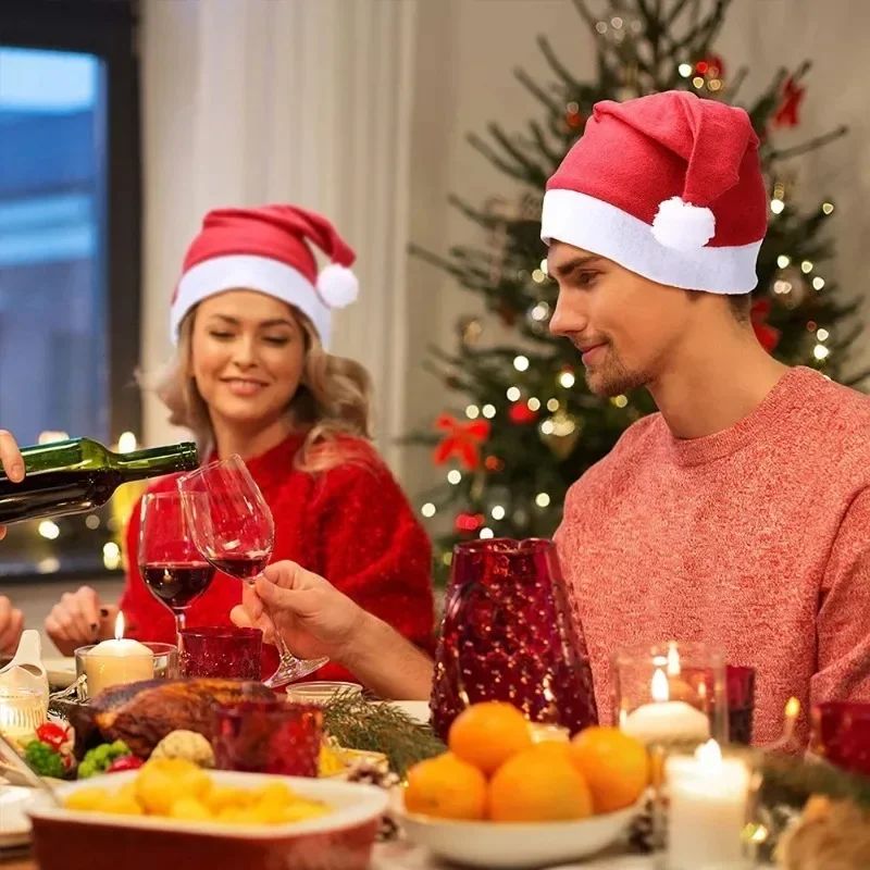Chapéus de Natal Feliz Natal em Não-Tecido, Chapéus de Papai Noel para Adultos e Crianças, Bonés Vermelhos de Natal, Presentes de Decoração para Festa de Ano Novo Feminino e Masculino