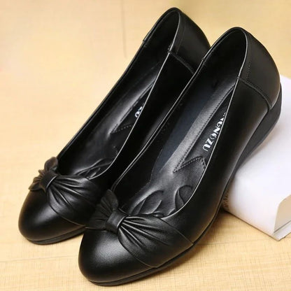 Low heeled light mom Shoes Waterproof Bow Flats Soft soled comfort Women's shoe Casual non slip leather shoes Zapatos Mujer
