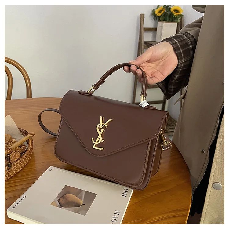 2025 New Retro Small Square Bag Leisure Bag Single Shoulder Crossbody Bag Versatile Commuter Postman Bag
