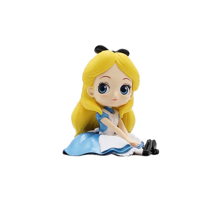 Bandai Original Disney Anime Figure Vilão Sentado Boneca Versão Q Brinquedos Infantis Decoração de Casa Modelo de Aniversário de Menina Presente de Brinquedo Fofo