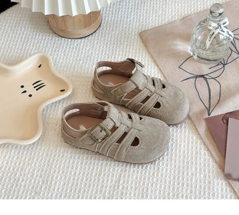 1-12Y Children's Sandals Toe Protect Boys Girls Summer New Candy Color Soft Sole Shoes Kids Casual Retro Flat Leather Sandals