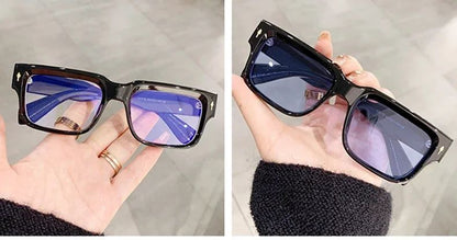 JNPCXI Óculos de Sol Retrô Quadrados Femininos Listras de Leopardo Sombras UV400 Rebites da Moda Masculinos Óculos de Sol Transparentes Gradiente