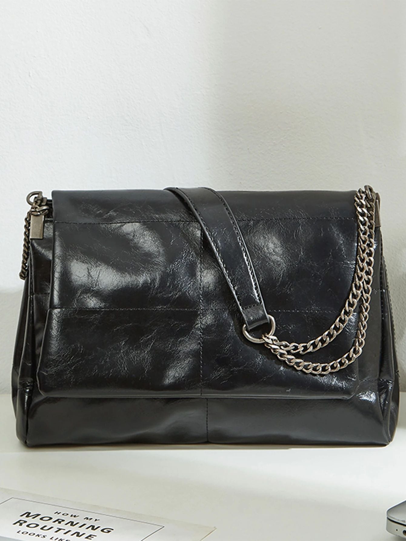 ?2024 New Large Capacity Tote Bag?Women's Designer Chain Shoulder Bag - Luxury Spring Summer Commuter Purse - High-End Underarm