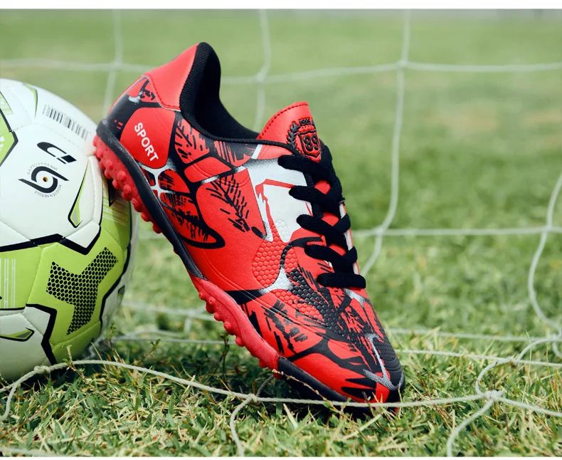 Professional Kids Soccer Shoes Men Original Football Shoes Indoor Society Cleats Football Field Boots TF/AG Fast Match Sneaker