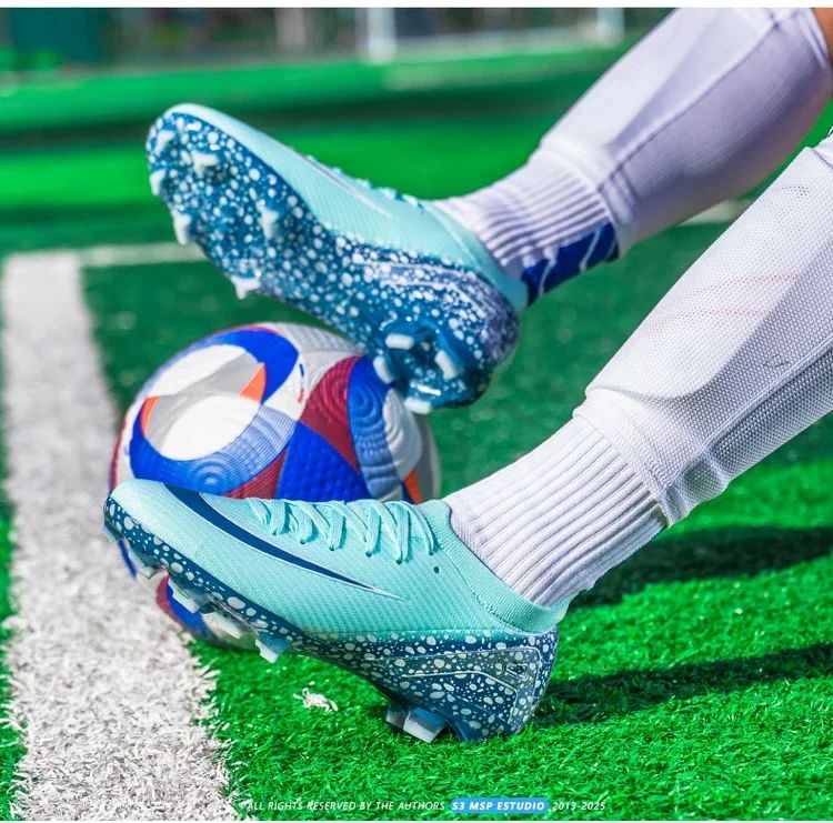 New Football Boots Professional Soccer Shoes For Men Anti-Slip Soccer Cleats High Quality Adults Outdoor Training Sneakers 2025