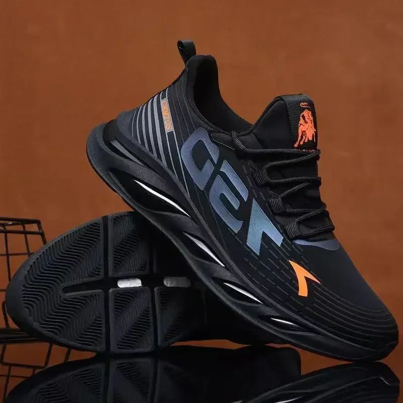 New Summer Men's Breathable Mesh Running Shoes Lightweight Sports Leisure Fashion Sneakers Trendy Brand