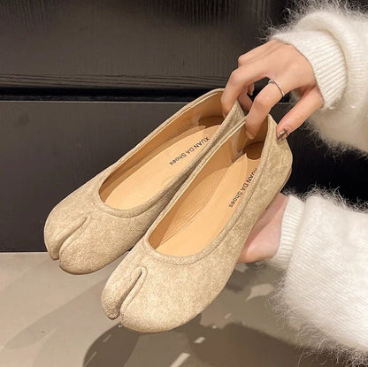 Japanese Style Tabi Ninja Shoes Women Cozy Leather Flats Split Hoof Toe Loafers Femme Mary Jeans Mocasines Ladies Ballerina Shoe
