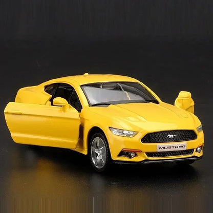 1:36 Ford Mustang GT Toy Car Model Replica Scale Metal Diecast Miniature Art Vehicle Figure Collection Xmas Gift Boy Toy