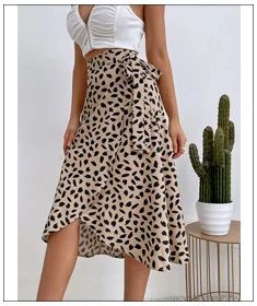 Benuynffy Solid V-neck Lace Up Tops Women's Summer Y2k Streetwear Fashion Crop Top 2025 New Sleeveless Casual Slim-fit Top