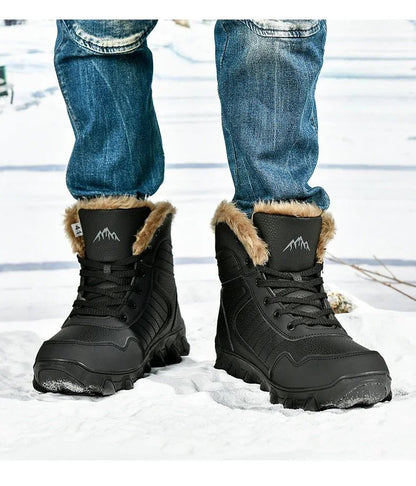 Calçados Masculinos 2025 Novas botas de inverno masculinas Pantufas Quentes Impermeáveis Antiderrapantes Tênis de pelúcia Botas de couro Masculinas Tamanho Plus 48