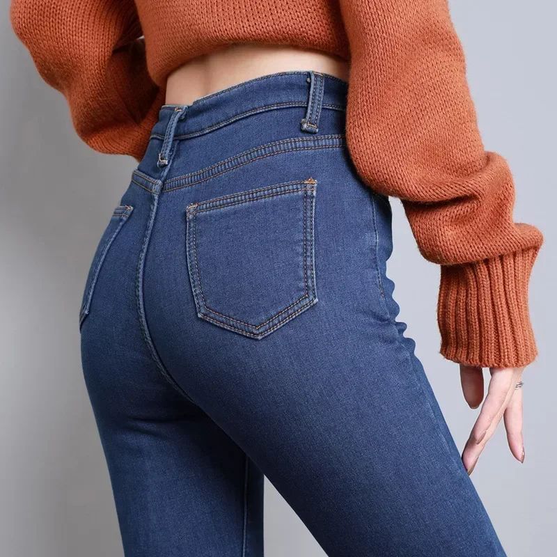 Winter Lady Thermal Plush Jeans Snow Warm Stretch Jeans Hot Sale High Waist Fleece Pants Female Straight Leg Denim Trousers