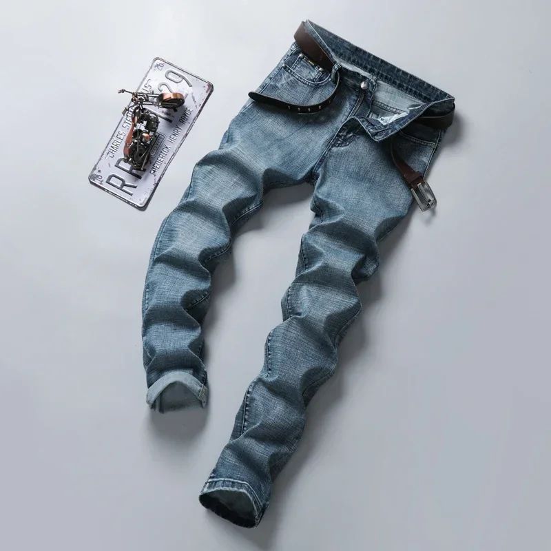 Mens High Quality Jeans Fashion Straight Denim Pants Men Classic Casual Jeans Male Plus Size Denim Trousers Ripped Jeans 28-40