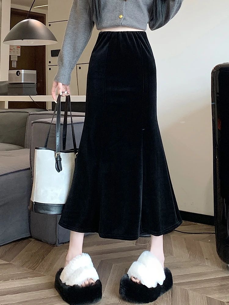 Elastic Velvet Long Black Skirts Women 2025 Casual Korean Fashion Y2k Clothes Mid Length Elegant High Waist Harajuku Maxi Skirt