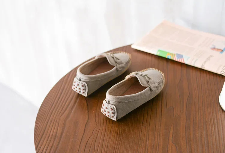 Children Loafers Shoes Boys Flat Sneakers Baby Kids Casual Shoes Toddler Girls Breathable Slip-on Shoes Soft Bottom Solid Color