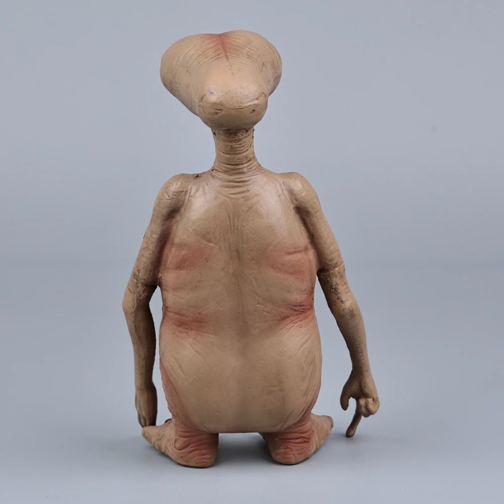 ET The Extra Terrestrial Alien UFO Action Figures PVC Table Statue Toys Latex Mascot for Gifts Ornaments Souvenirs