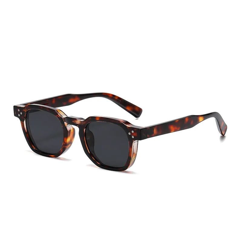 JNPCXI Fashion Vintage Rivet Oval Sunglasses Women Men Luxury Leopard Sun Glasses Anti Blue Light Eyeglasses Frame