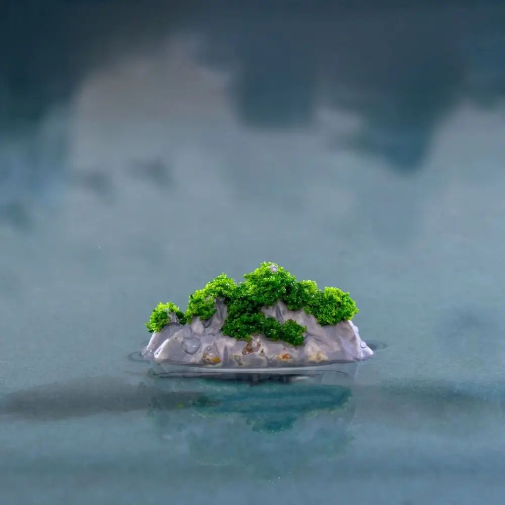 1SET Doll House Miniature Bench Stools White Chair Cute Fairy Garden Gnome Moss Terrarium Bonsai DIY Craft Home Decoration