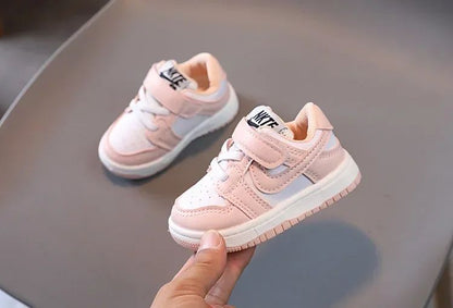 2025 New Toddler Baby Kids Fashion Design Walking Shoes Sneakers White Non-slip Casual Shoes Boys Breathable Outdoor Board Shoes