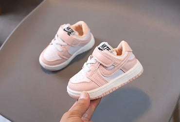 2025 New Toddler Baby Kids Fashion Design Walking Shoes Sneakers White Non-slip Casual Shoes Boys Breathable Outdoor Board Shoes