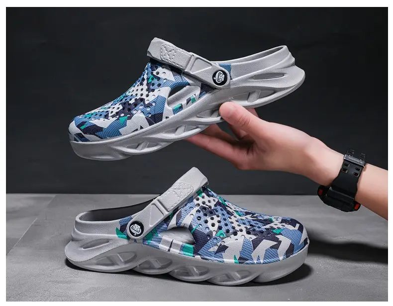 Flat Sandals Men Shoes EVA Slippers Garden Platform Sandals Man Summer Sandals New Male Sneakers Outdoor Home Clogs