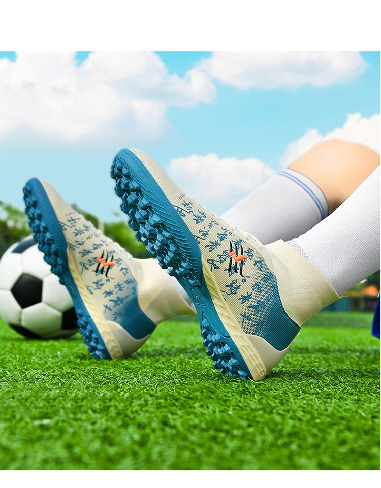 New Soccer Boots Men Football Shoes Cleats Professional Soccer Shoe High-Tops Non-Slip Spikes for Big Boys Wide Training Sneaker