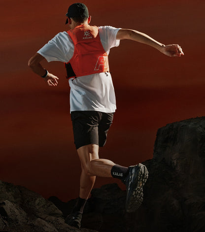 KAILAS FUGA AIR 8L Unisex Travel Marathon Trail Running Hiking Cycling Backpacks  with Dual Soft Water Bottles KA2554005