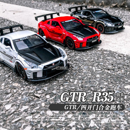 1:32 Nissan GTR R35 Carro de corrida em liga metálica Modelo de carro fundido de metal Brinquedo Veículo Modelo Coleção de carros em miniatura Simulação Presente de aniversário para meninos