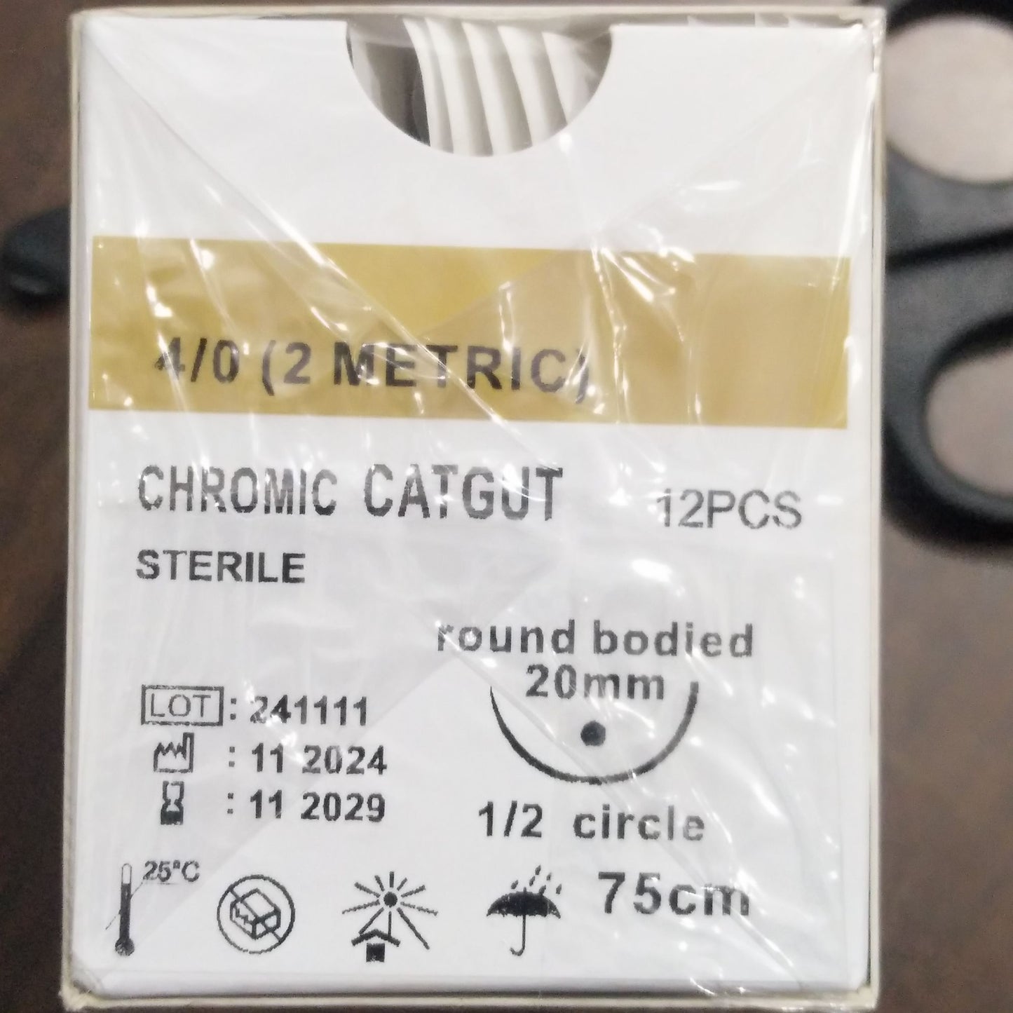 Fio de sutura absorvível para animais de estimação, fio de sutura cirúrgica com agulha, fio de sutura veterinário específico 2-0, fio de sutura PGA 910 para cães e gatos