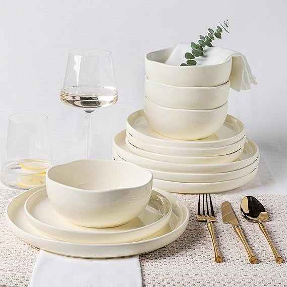 ceramic dinnerware sets for 4, 12 pieces porcelain lightweight plates and bowls sets, scratch resistant dish set, oven & microw