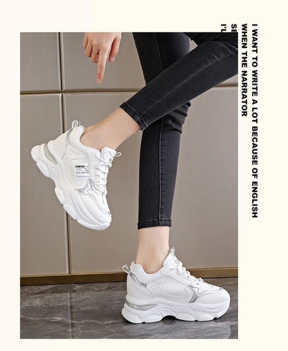 Tênis Feminino com Sola Grossa Ultraleve Novos Tênis Esportivos Brancos Primavera Outono Casual Confortável Respirável para Mulheres