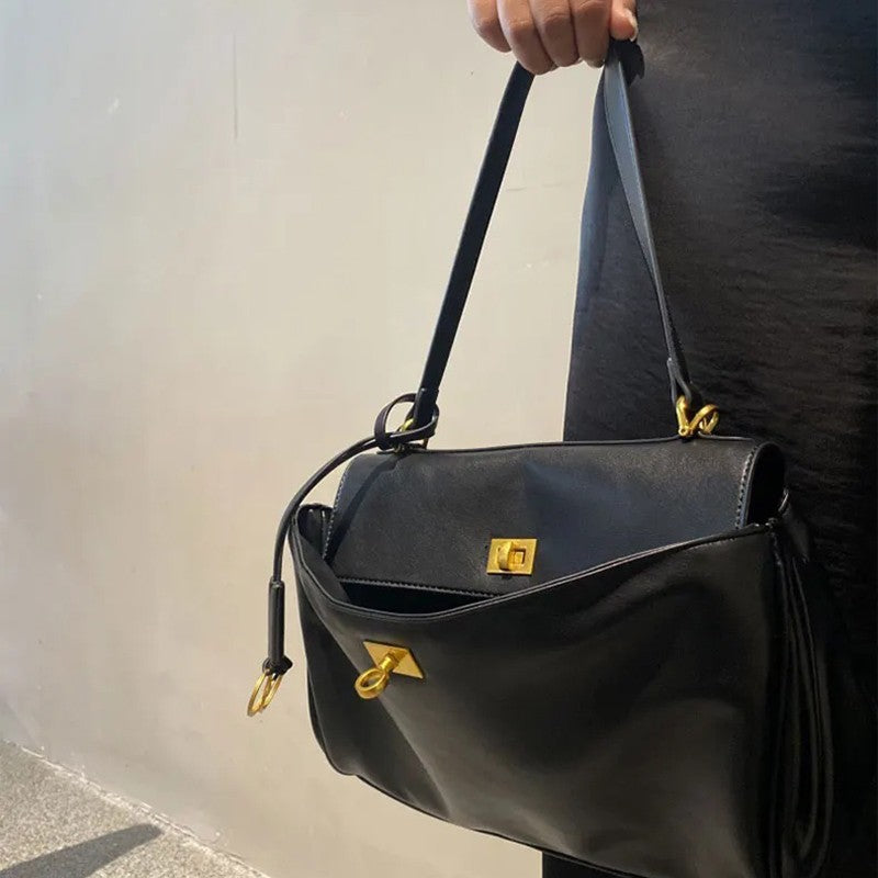 1pc Luxury Calfskin Woman Shoulder Bags Autumn Winter Genuine Leather Women Totes Fashion portable Gold Buckle Women HandBags