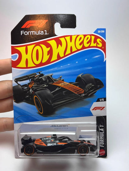 Original Hot Wheels 2026 B 1/64 Mainline Series Case Mclaren Bugatti Porsche Ferrari Collectible Car Toy Diecast Vehicle C4982