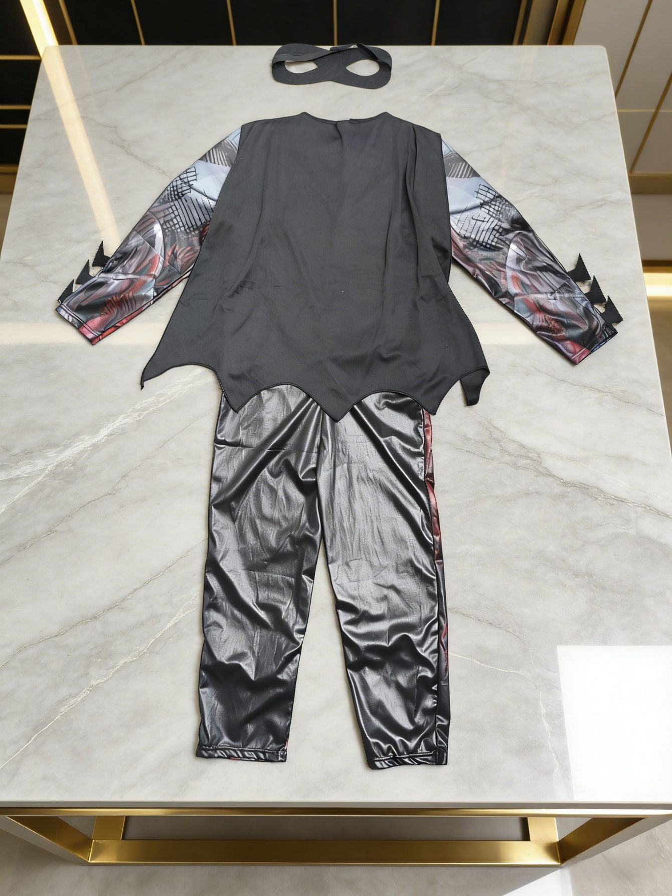 Kids Dark Hero Muscle Costume with Eye Mask, Boys Fancy Jumpsuit for Halloween Cosplay Party