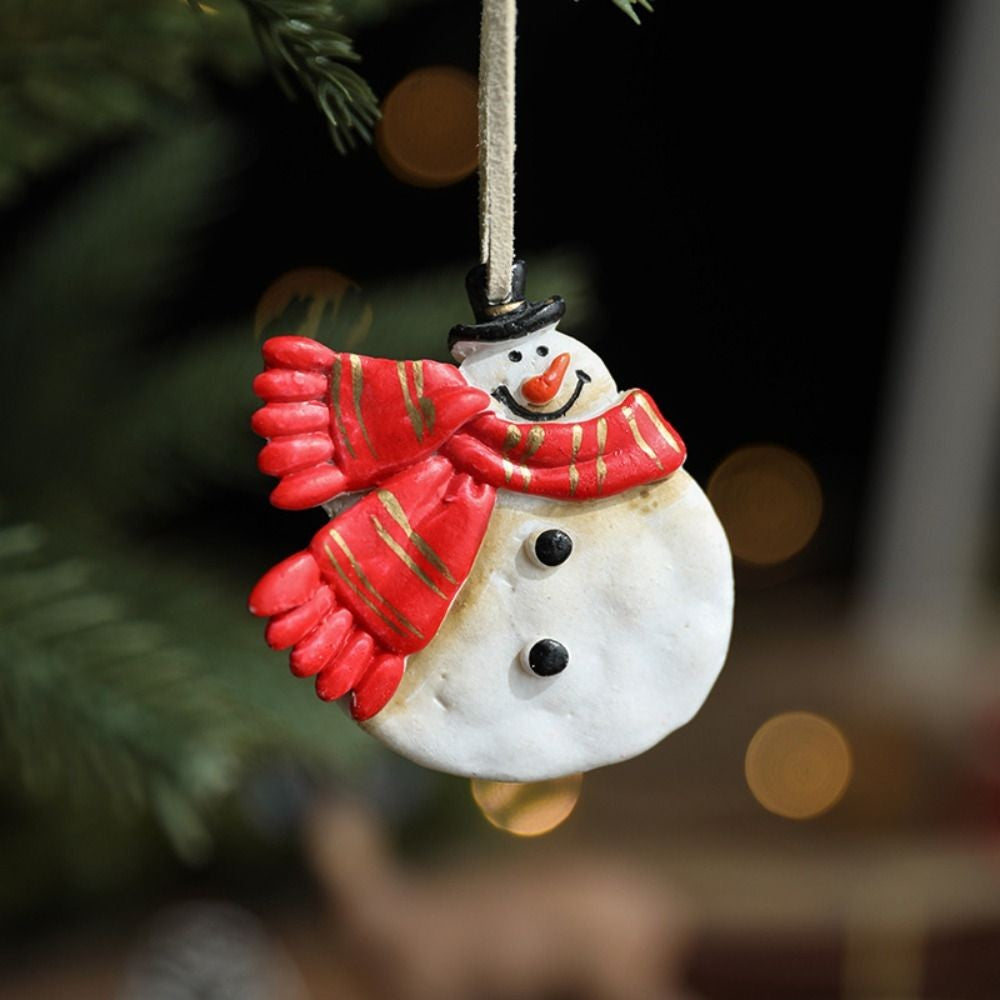 New Christmas Resin Pendant Horse Xmas Tree Decoration Christmas Socks Gift House DIY Kids Toys Gifts Xmas Ornaments